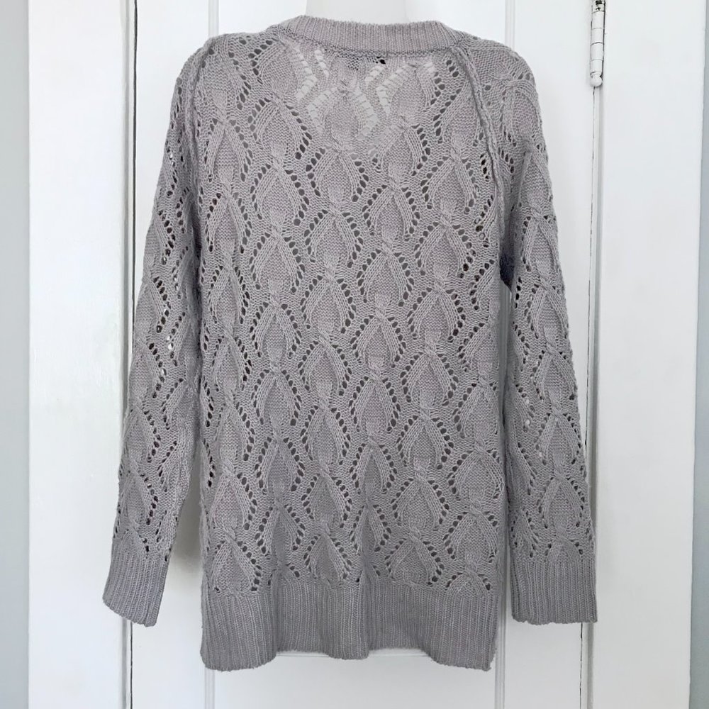 Grey Pointelle Sweater Sz L - Picture 5 of 9